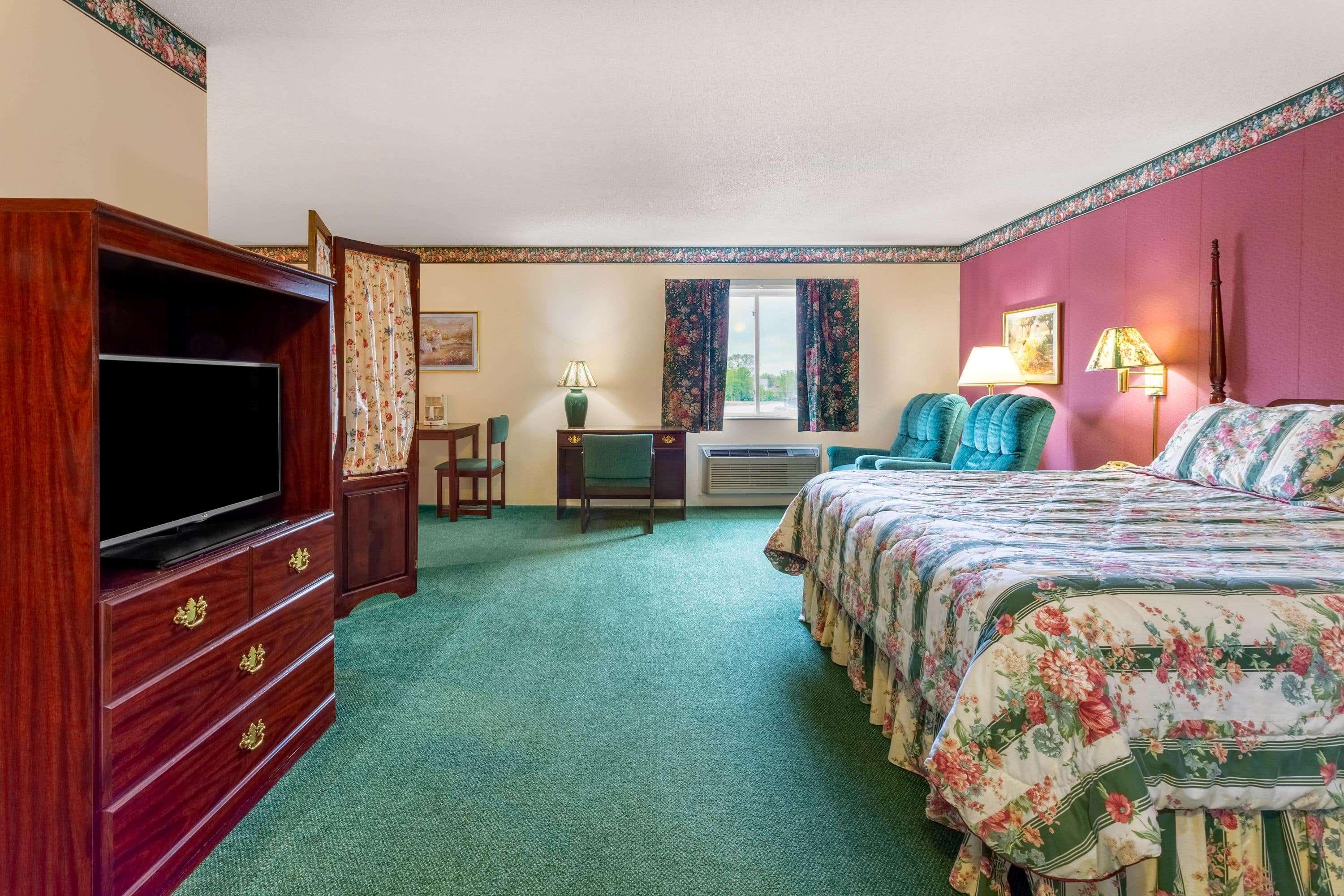 Super 8 by Wyndham Reedsburg Hotel Eksteriør billede